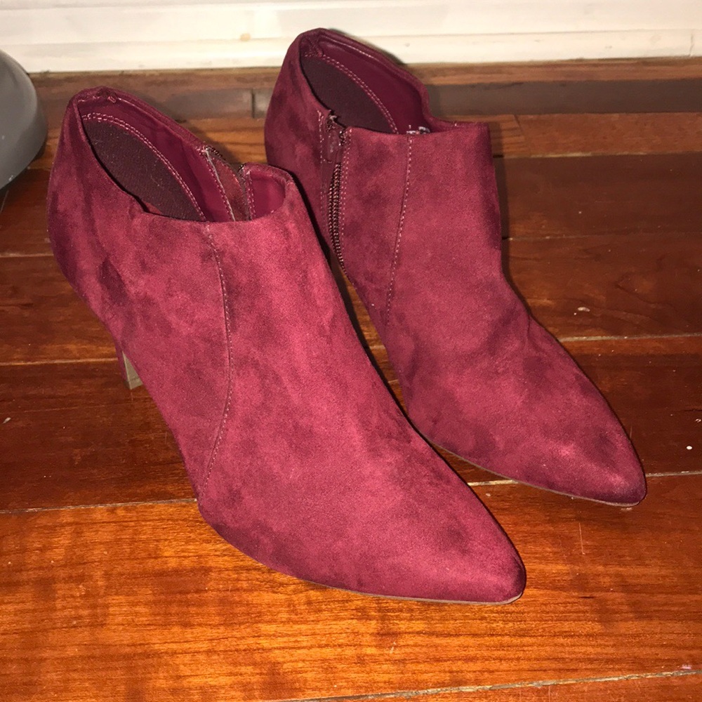 Old Navy Red Suede Heels
